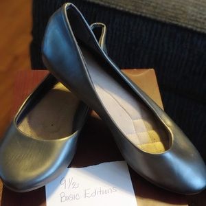 Flats for jeans or dressier clothes